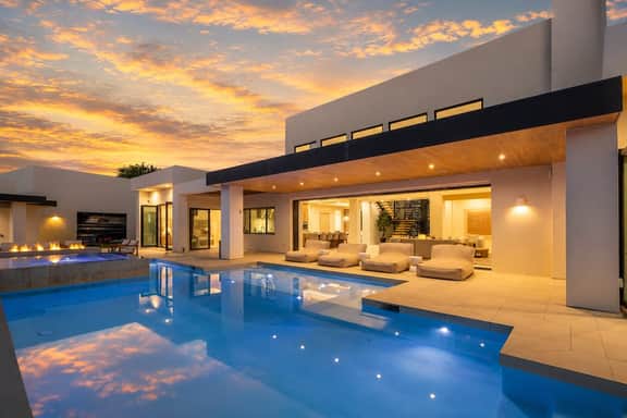 Aura House - Image 2