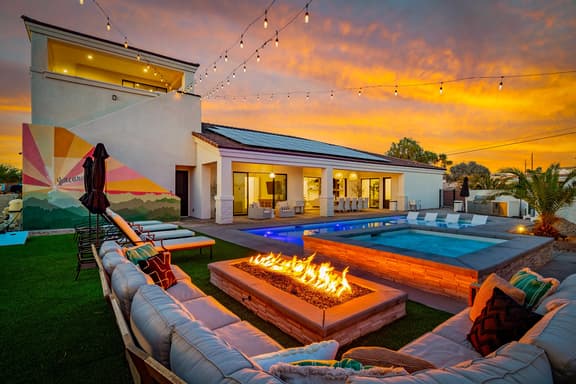 Vista Lago - Image 1